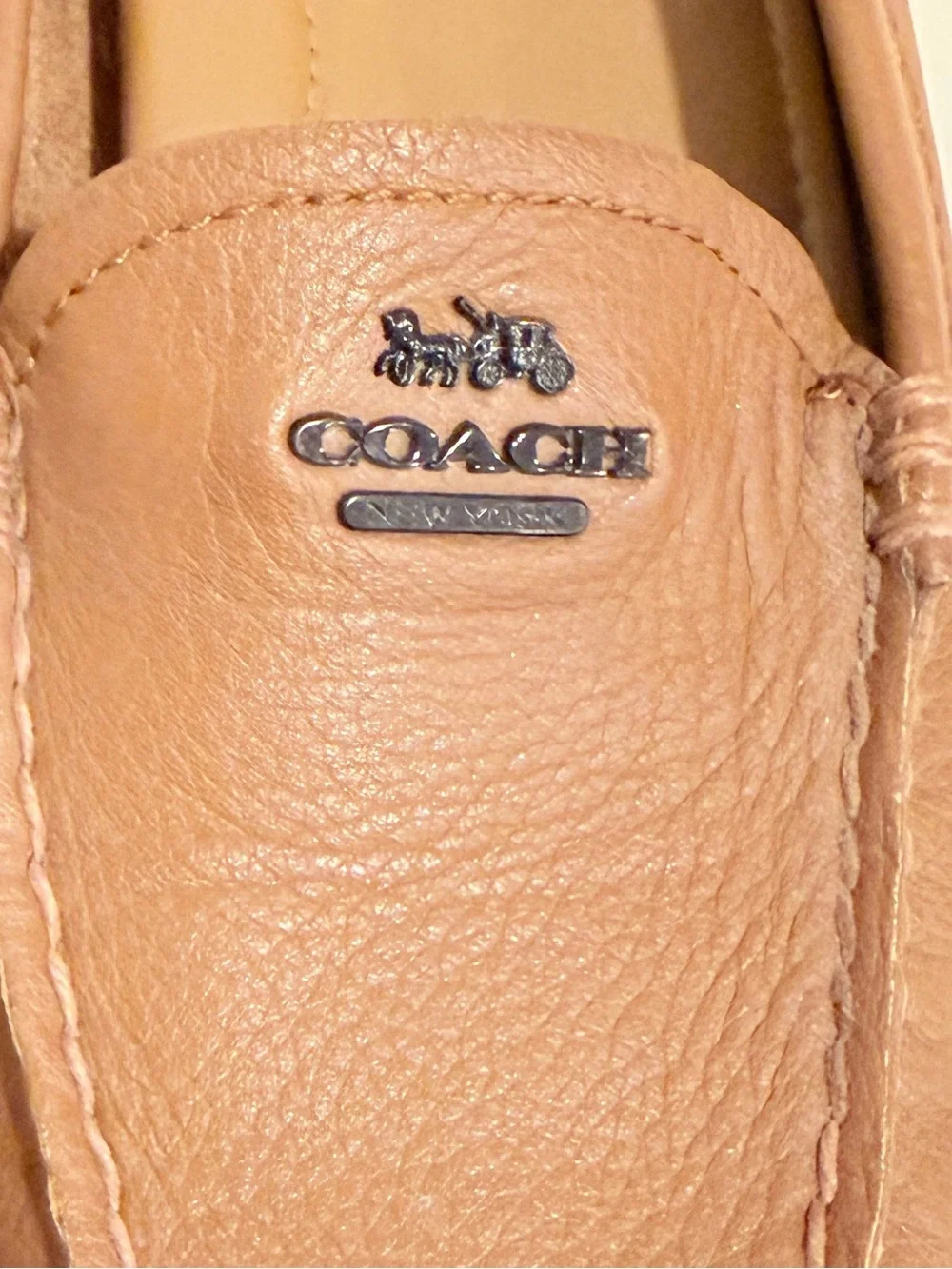 Coach Mary Lock Up Tan Leather Driving Loafers Moccasins Size 9B